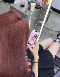 -IU潮牌·SALON