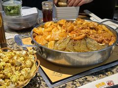 -黄记煌三汁焖锅(1818广场店)