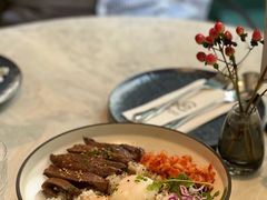 煎牛肉泡菜拌饭-gaga(金地威新中心店)