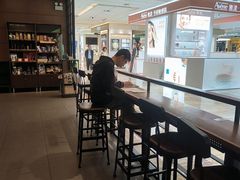 -星巴克(杭州西湖银泰1F店)