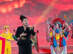-东港音乐喷泉广场