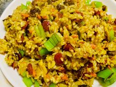 咖喱牛肉炒饭-小艾家的炒饭(万新村店)