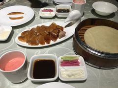 -湖庭壹品鸭王·传统北京烤鸭·别墅私房菜·庭院宵夜(江宁店)