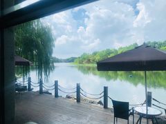 -上海怡沁园度假酒店