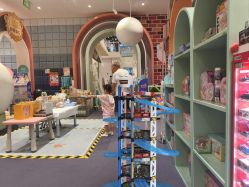 -奈尔宝家庭中心·亲子餐厅(华采天地店)