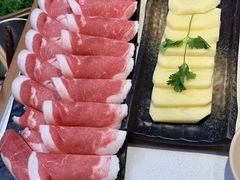 -老牌坊云南鱼豆花火锅(哈西万达店)
