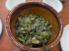 -湖南人家湘菜馆(镇江路店)