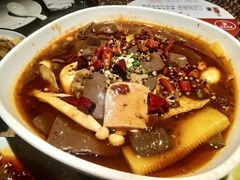 重庆毛血旺-渝信川菜 · 川味家常菜(长安店)