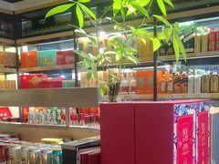 -闪萄精选酒(宝安支路店)