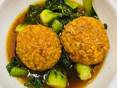 狮子头-老季市·三代非遗传承·地标美食老汁鸡(工农路店)