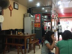 大堂-潘国仙耳光馄饨(黄家阙路店)
