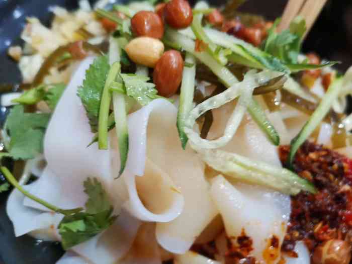 猪脑壳土豆粉-"猪脑壳土豆粉店子的位置在建材家居广场门.