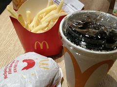 -麦当劳(中山公园龙之梦店)