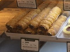 忌廉筒-蜂蝶来饼店(拱北总店)