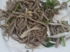 -溢心园香河肉饼总店