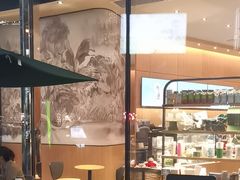 -星巴克(上海长宁来福士1F店)