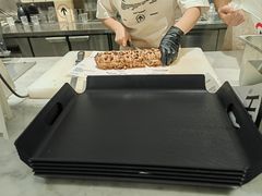 -HOT CRUSH趁热集合·现烤面包(环球港店)