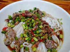 酸辣鸡杂粉-肆姐面粉馆(坡子街店)
