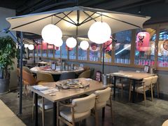 大堂-日进一片海.生腌海鲜火锅.宵夜烧烤(三里屯总店)