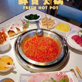 主打鲜货的火锅，菜品真的蛮新鲜