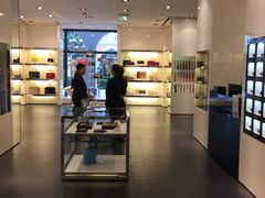 -GIVENCHY(佛罗伦萨小镇奥莱店)