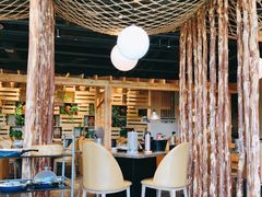 大堂-日进一片海.生腌海鲜火锅.宵夜烧烤(三里屯总店)