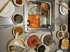 -海底捞火锅(高新万达店)