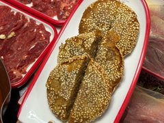 -毛辣果·贵州红酸汤牛肉火锅(西单店)
