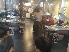 大堂-马路牙子地桌烤肉(工体店)