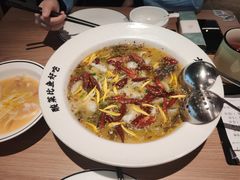 老坛子酸菜鱼-新太二·鲜料川菜(晶耀前滩店)