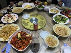 -靓靓蒸虾(恩施新天地店)