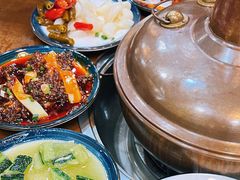 -岳记兴隆·青城腊排铜火锅(融创店)