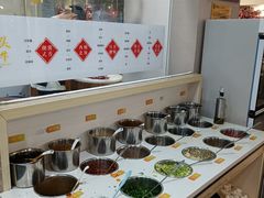 自助调料区-三头牛·潮汕牛肉生蚝火锅 (夏湾店)