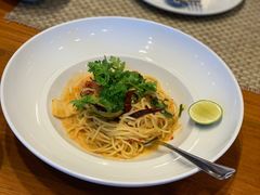 -Chom Cafe and Restaurant