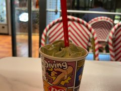 -DQ·蛋糕·冰淇淋(大宁国际商业广场店)