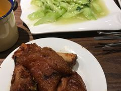 -喝丢一只鞋辣炒海鲜小烧烤(三八广场店)
