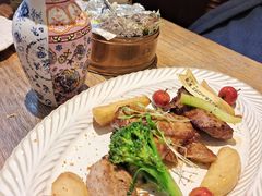 -秘密旅行Bonjour(黑金冠 江南西店)