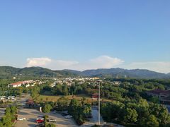 -金孔雀温泉旅游度假村