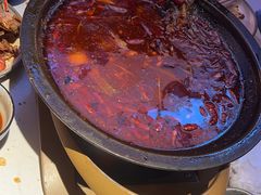 -鸣记脆皮烤鱼·海鲜烤鱼(三八广场店)