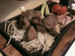 -穹六人间 people 6(岳阳路店)