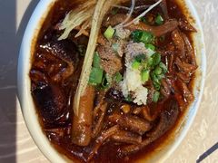 -松鹤面馆·古法焖肉面(观前店)