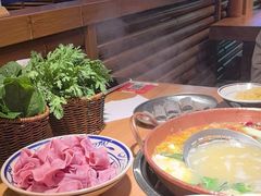 -洱火云南酸菜牛肉火锅(石景山当代商城店)