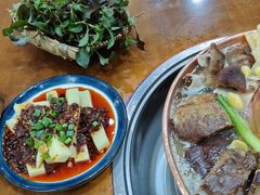 -岳记兴隆·青城腊排铜火锅(融创店)