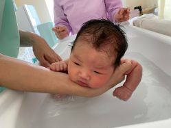 -爱陪伴一对一月子中心(融侨店)