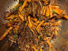 -嘎嘎鸭下巴·爆辣干锅(明教寺店)