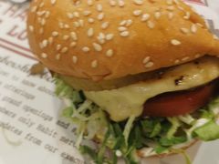 -The Habit Burger Grill 哈比特汉堡(世博店)