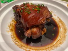 特色酱烧小肘-大鸭梨烤鸭(甘家口店)