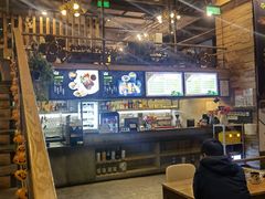 -山有花啡餐厅(常营总店)