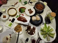 -贝勒爷·酥不腻烤鸭