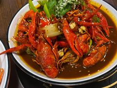 -虾弄弄海派小龙虾·牛羊蝎子火锅